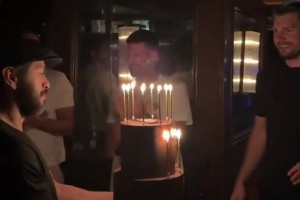 太帅了！“背身技术集大成者” 科比