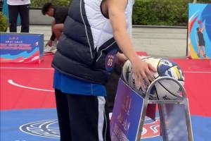 “你告诉我这是十六岁？” 😮